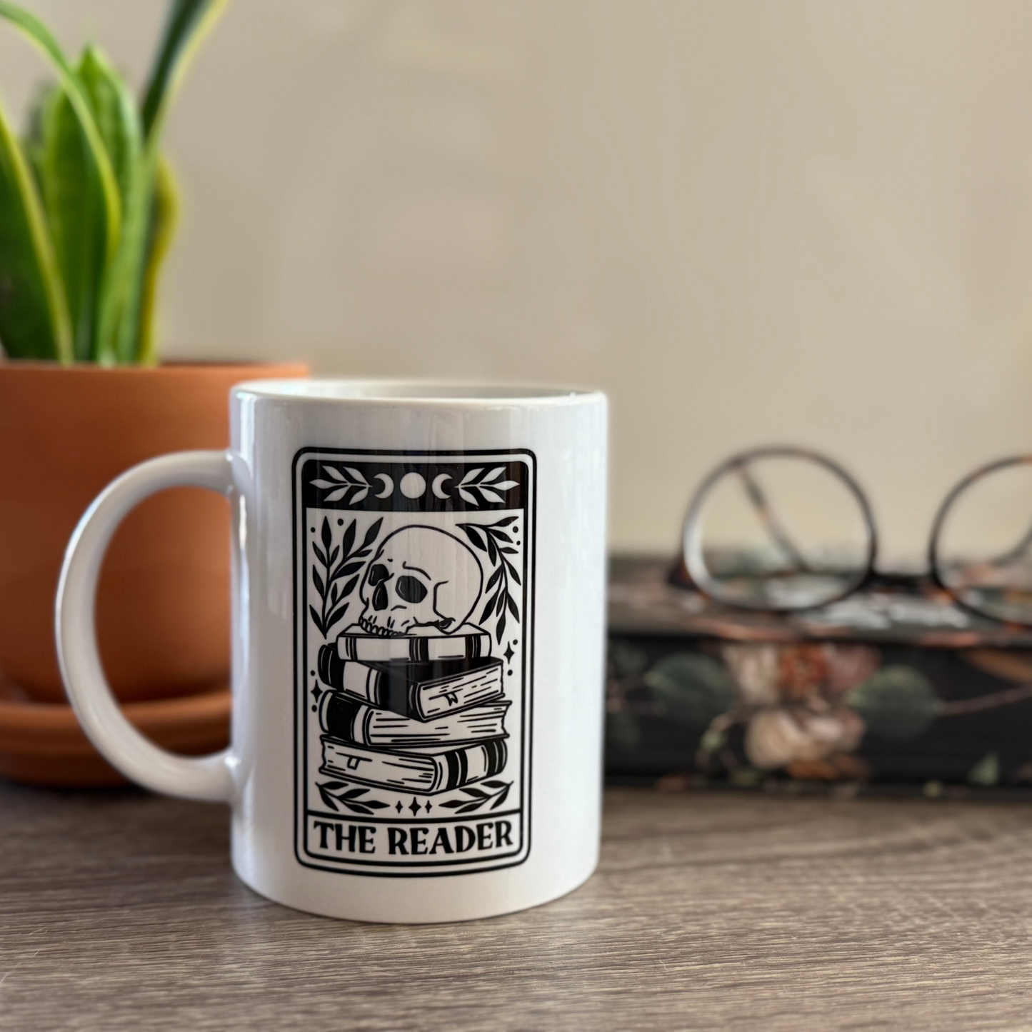 The Reader Tarot Cup